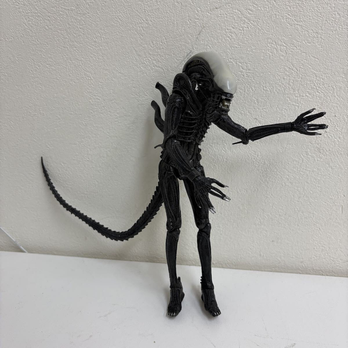NECA エイリアン 他 フィギュア まとめて